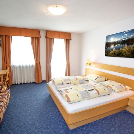 Gasthof St. Ulrich Meltina Exteriér fotografie